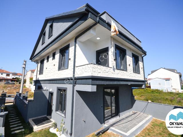 Sakarya Kocaali’de Ferah, Huzurlu Ve Bahçeli 3+1 Villa