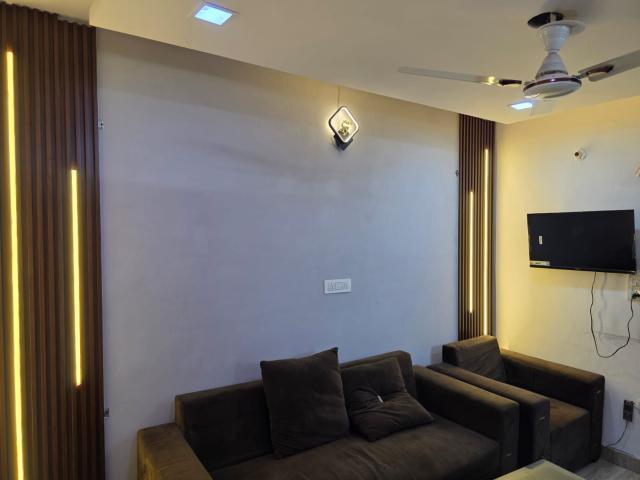 Saket 1 RK 300 Sq. Ft. Apartment in Saket Delhi Listing ID: #10060