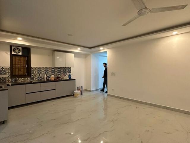 Saket 3 Bedroom 1800 Sq. Ft. Builder Floor in Freedom Fighters Enclave Delhi Listing ID: #10078