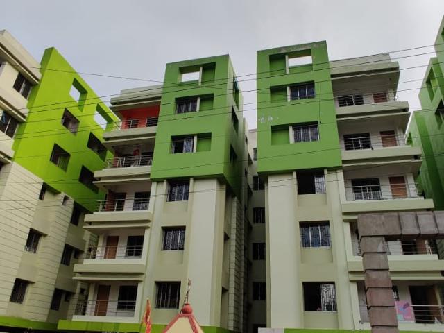 Saket Nagar PhasE 1 3 Bedroom 1500 Sq. Ft. Apartment in Dunlop Kolkata Listing ID: #9552