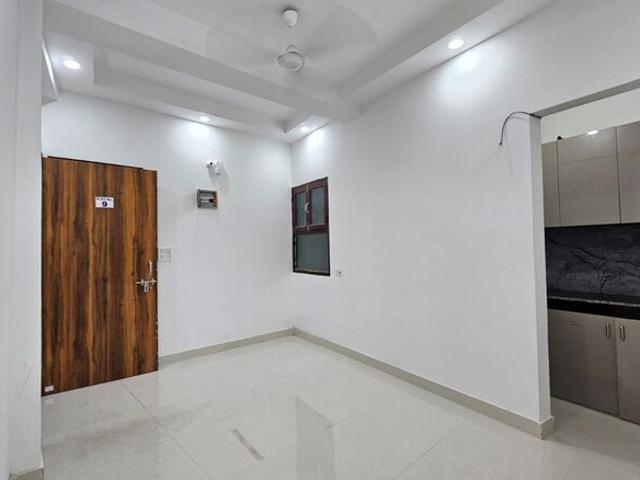 Saket, South Delhi 1 Bedroom 400 Sq. Ft. Builder Floor in Saket Delhi Listing ID: #10425