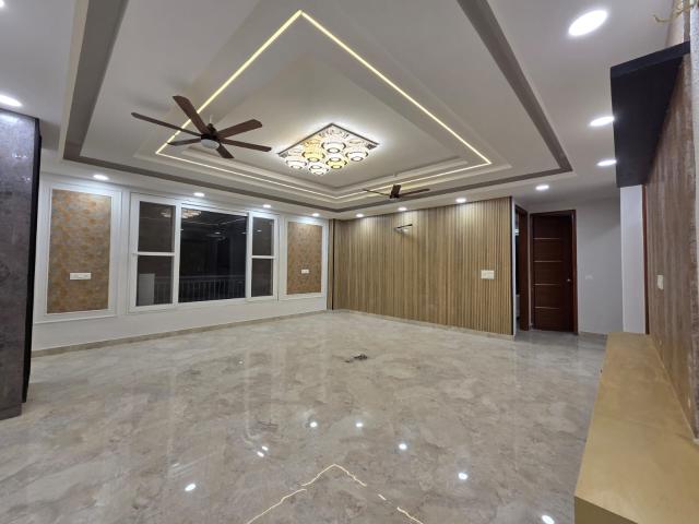 Saket, South Delhi 3.5 Bedroom 2000 Sq. Ft. Builder Floor in Saket Delhi Listing ID: #10268