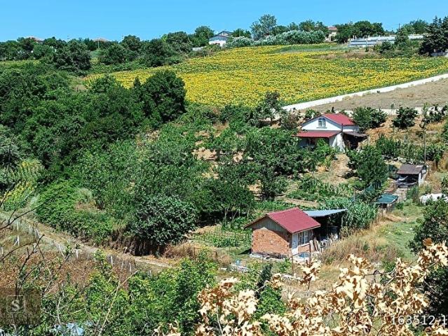 SALTIKOĞLUN DAN SİLİVRİ KURFALI MAHALLESİNDE 2628m2 MÜSTAKİL EV VE BAHÇE