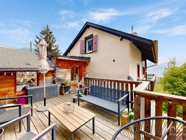 Salvan Renoviertes freistehendes Haus und Rückkehrmöglichkeit