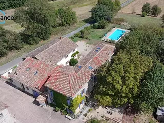 Salvagnac 81630 Achat / Vente maison 13 pièces t13 piscine terrasse