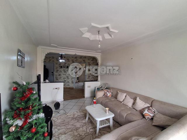 SAL BE 1002 Appartement à vendre à Btana