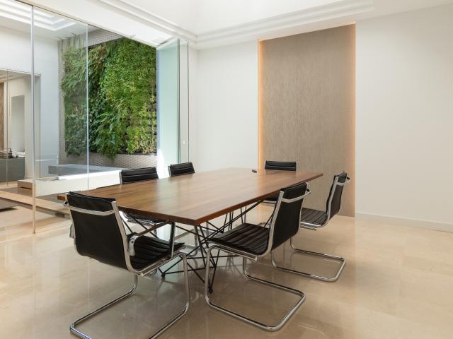 Sala de reuniones equipada en Palma de Mallorca