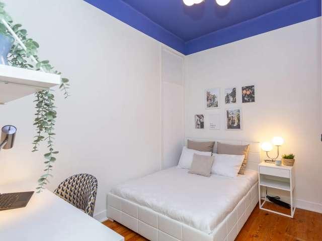 Quarto disponível para alugar em apartamento compartilhado com 6 quartos, Lisboa