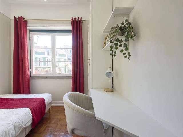 Sala 4 Rua da Palmeira 28 1E