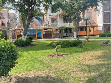 VENDO CASA EN SALAMANCA DE MONTERRICO USD 209,000