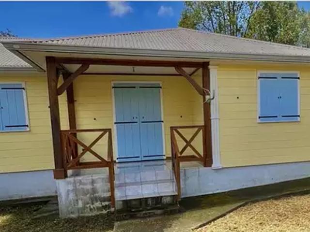 Salazie 97433 Achat / Vente maison 3 pièces t3