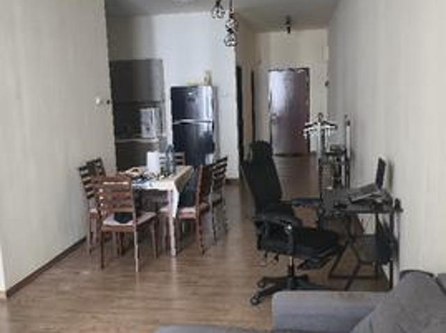 Sale Lakefront Homes