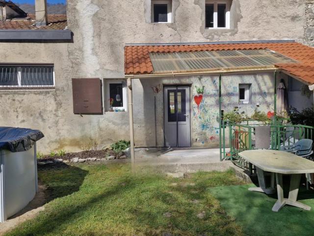 Sale Village house Cerdon 175,000 €