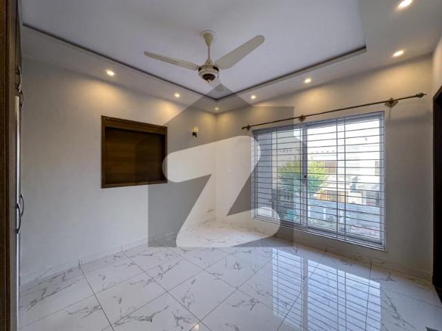 Sale 10 Marla House In Bahria Town Phase 2