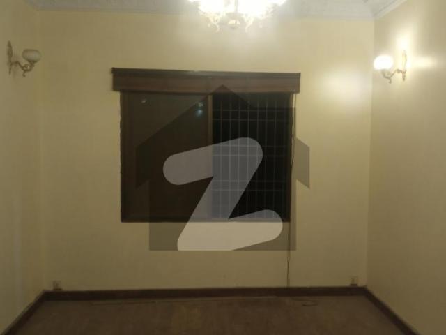 Sale 135 Yards Corner House Alladin K Samne Rashid Minhas Road Gulshan e Iqbal Block 10 A