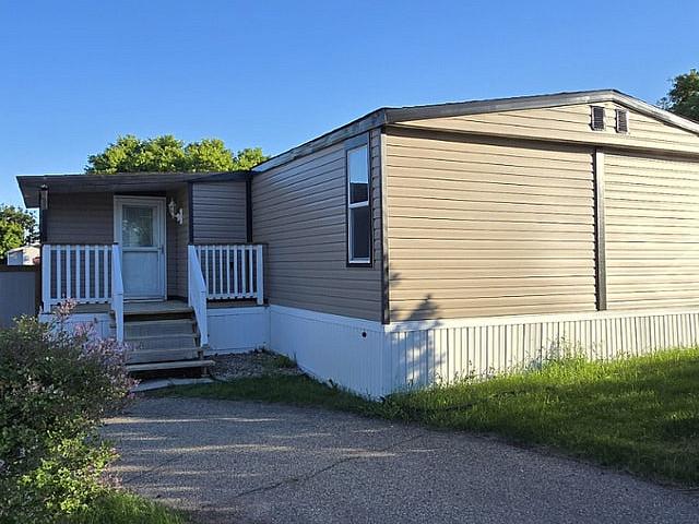 Sale $139,900 Manufactured Home For Sale 3 Bedroom 1.5 Bathroom