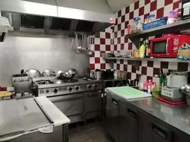 Salernes 83690 Achat / Vente divers