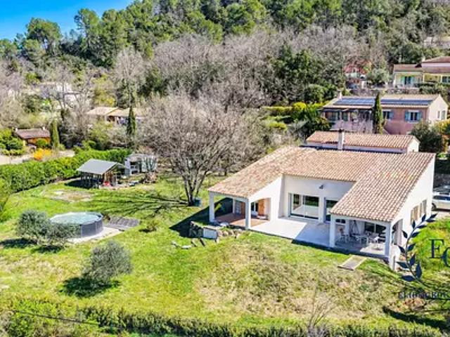 Salernes 83690 Achat / Vente maison 5 pièces t5 terrasse parking