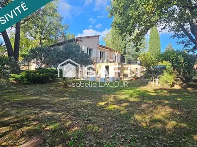 Salernes 83690 Achat / Vente maison 6 pièces t6 piscine terrasse