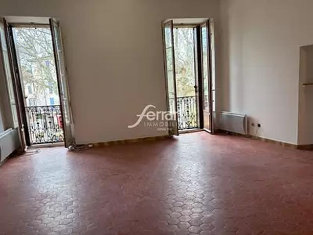 Salernes 83690 Location appartement 3 pièces t3