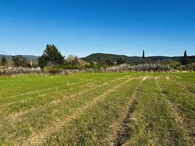 Salernes 83690 Programme neuf terrain neuf à vendre