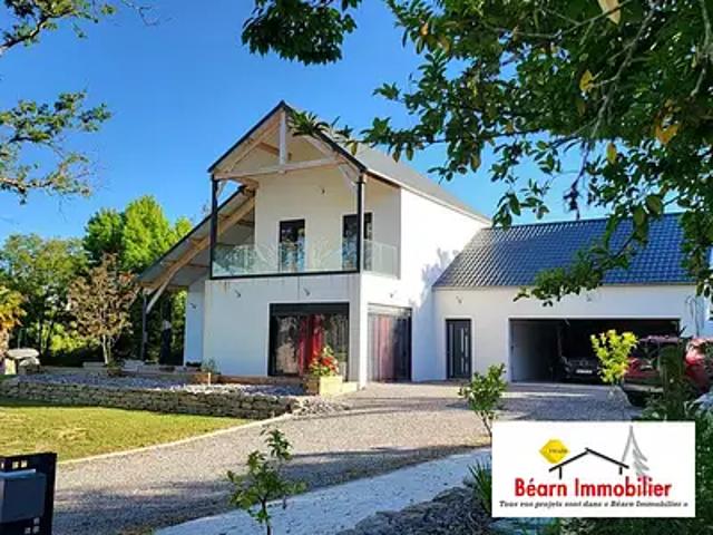 Salies de Béarn 64270 Achat / Vente maison 6 pièces t6 piscine terrasse