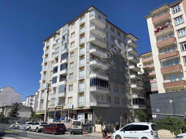 Salih Emlak'tan İlhanlı Mah.il Jandarma Civarı Kiralık 3+1 Daire