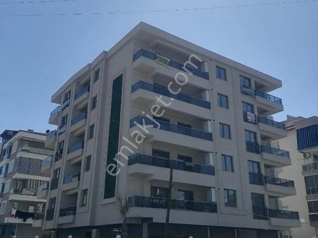 Salihli M/ş Gayrumenkulden Cadde Üzeri Sıfır Köşe Dairemiz Satılıktır.