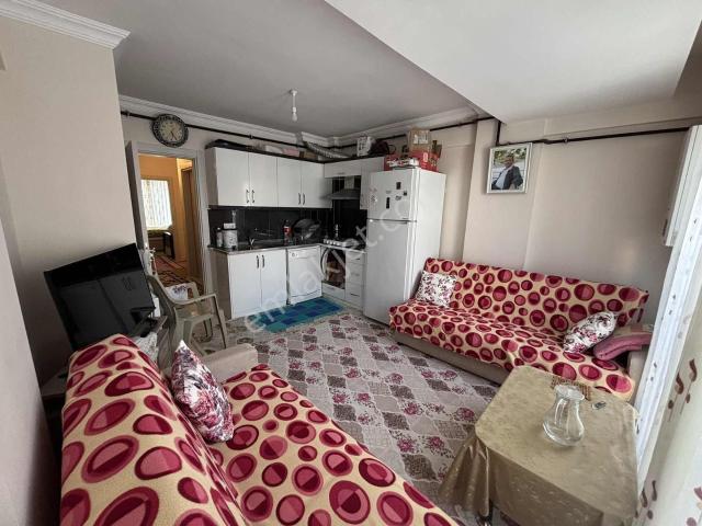 Salihli Satılık 1+1 Müşterek Otoparklı Daire Cumhuriyet Mah