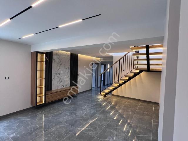 Salihli 5+2 Satılık Dubleks Daire
