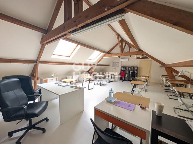 SALLE DE CLASSE 67m2 au sol