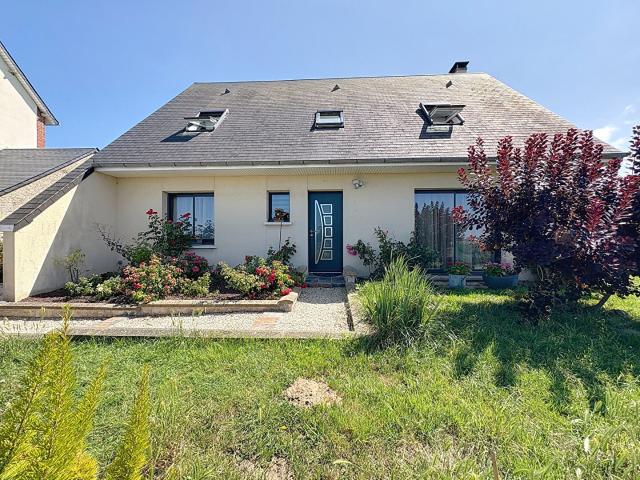 SALLENELLES VUE EXCEPTIONNELLE Maison contemporaine T6 vie de plain pied