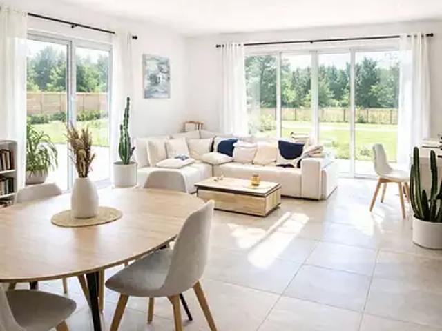 Salles 33770 Achat / Vente maison 4 pièces t4 au dernier étage terrasse