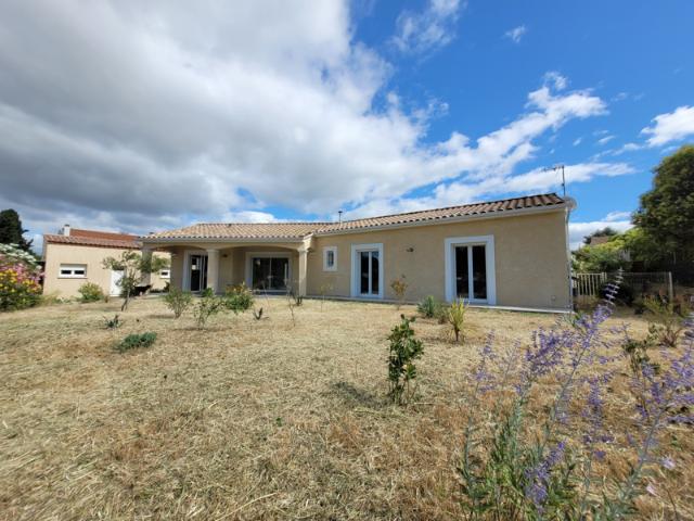 SALLES D'AUDE Belle Villa T5 de plain pied d'une SH de 115 m