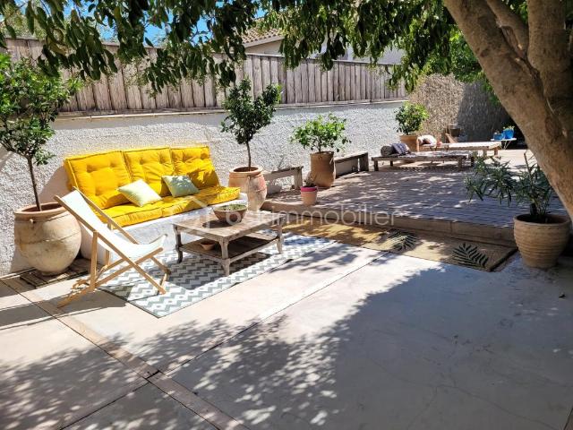 SALLES D'AUDE MAISON VIGNERONNE DE 180 M² RÉNOVATION DE QUALITÉ JARDIN SANS VIS À VIS