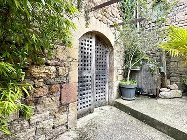 Salles la Source 12330 Achat / Vente parking