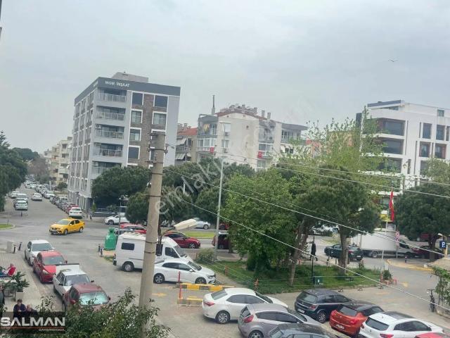 Karşıyaka Aksoy'da Geniş Balkonlu 3+1 Satılık Daire