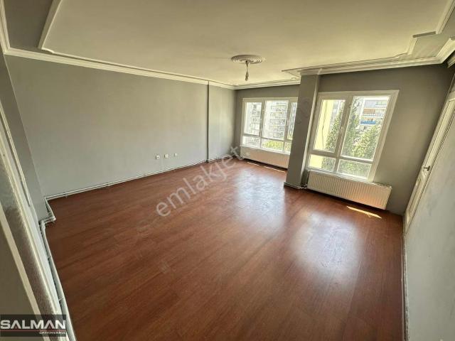 Salman'dan Manavkuyu Mah. Satılık Tadilatlı 3+1 Köşe Daire