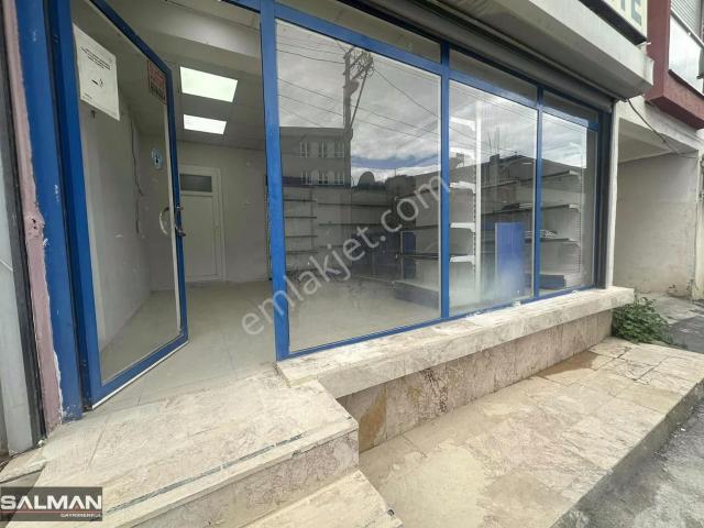 Salman'dan Yeni Girne Cadde Yakını Kiralık Dükkan