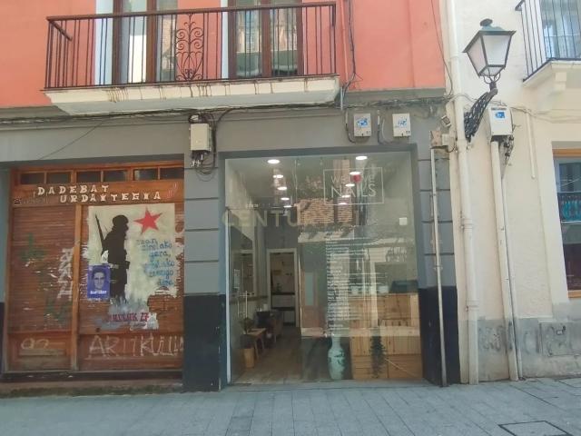Salón de uñas en funcionamiento en Errenteria – oportunidad para emprender o invertir
