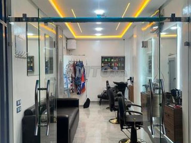Salon de coiffure à louer ou à vendre
