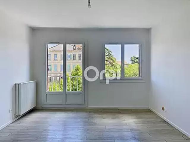 Salon de Provence 13300 Achat / Vente appartement 4 pièces t4 cave