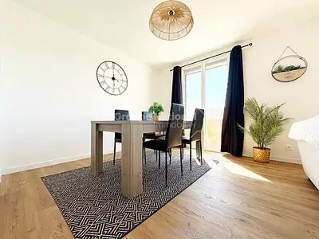 Salon de Provence 13300 Achat / Vente appartement 3 pièces t3 cave