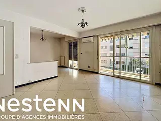Salon de Provence 13300 Achat / Vente appartement 3 pièces t3 parking