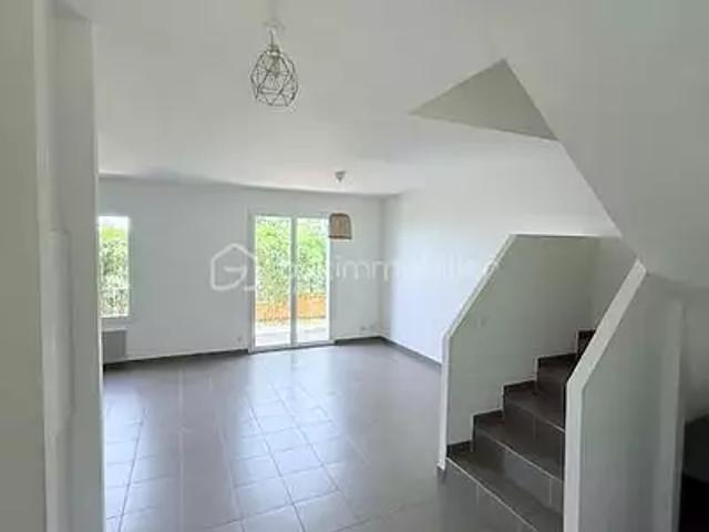 Salon de Provence 13300 Achat / Vente maison 4 pièces t4 terrasse