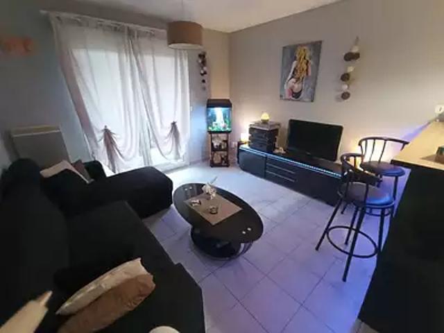 Salon de Provence 13300 Location appartement 2 pièces t2 balcon