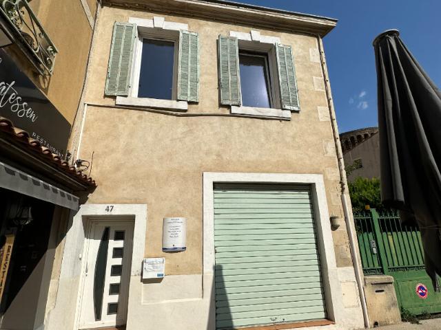 SALON DE PROVENCE CENTRE VILLE BUREAU 99.6m2