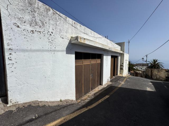 Salón en venta en Chío con posibilidad de ampliar | 105 m2 construidos