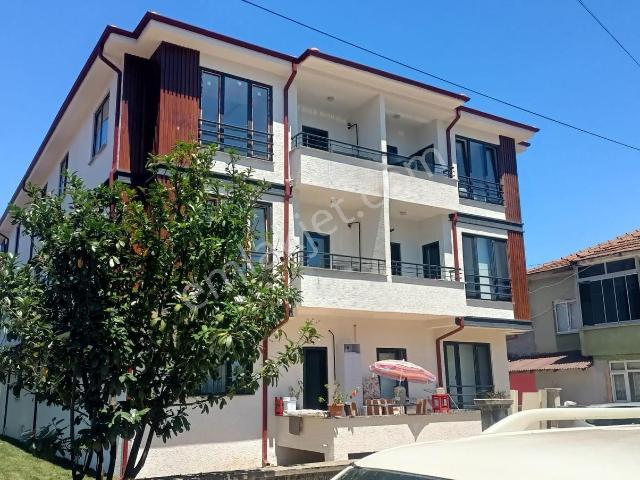 Sapanca Gazipaşa Mahallesinde Satılık Modern 2+1 Daire