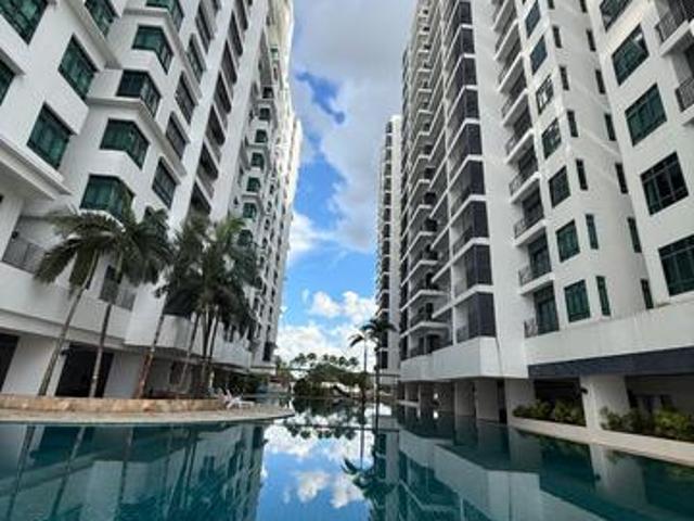 SAPPHIRE ON THE PARK CONDOMINIUM FOR RENT at BATU LINTANG NEAR TO SGH